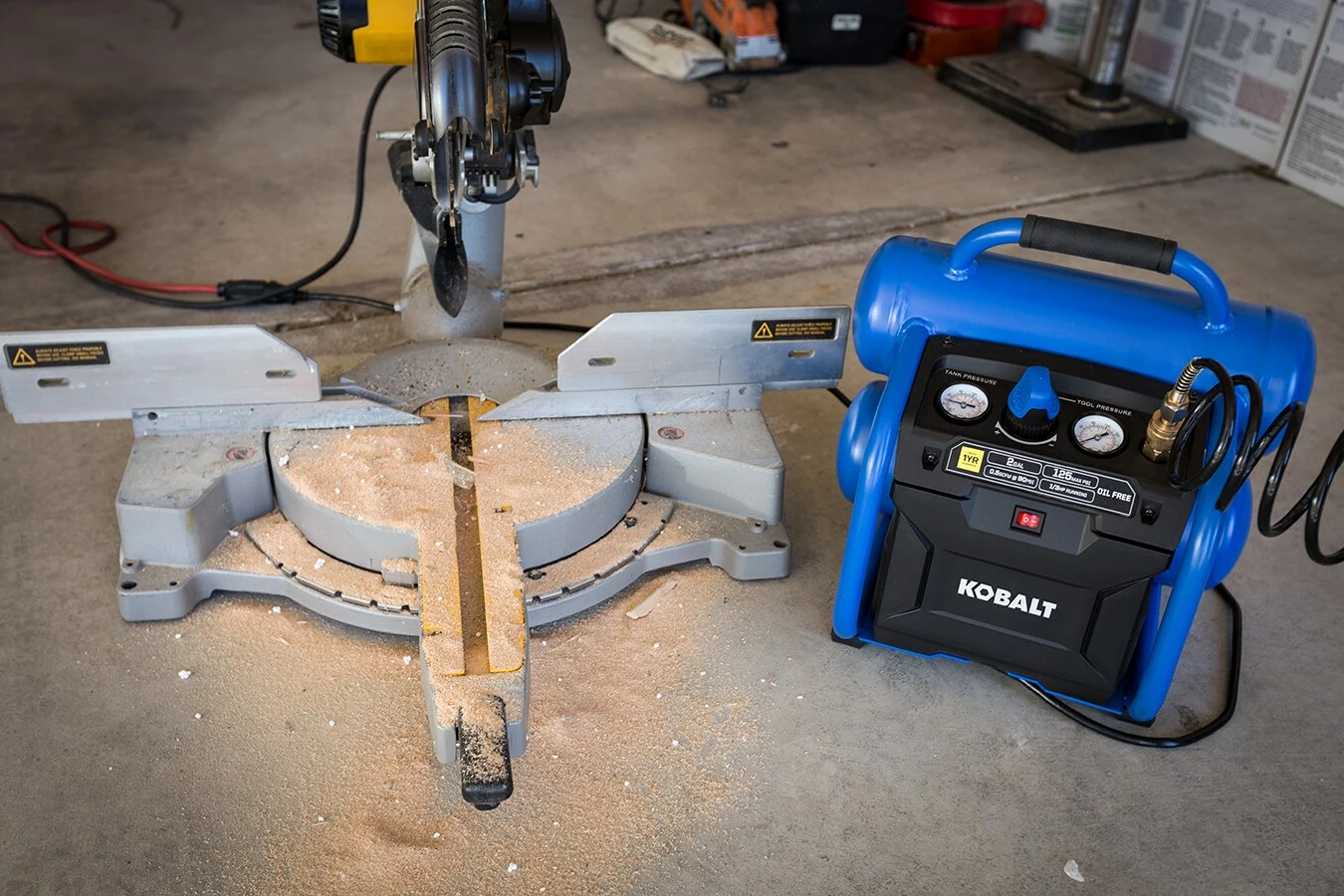 Kobalt 2-Gallon Single Stage Portable Electric Twin Stack Air Compressor - Air Tools & Compressors - Image 6