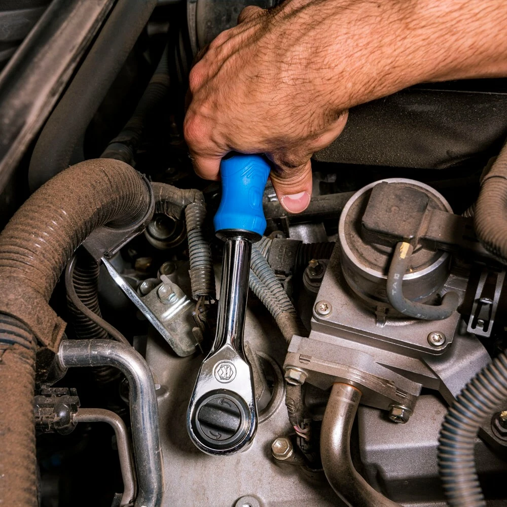 Kobalt 20-Piece Standard (SAE) and Metric Combination Polished Chrome Mechanics Tool Set (3/8-in) - Hand Tools - Image 2