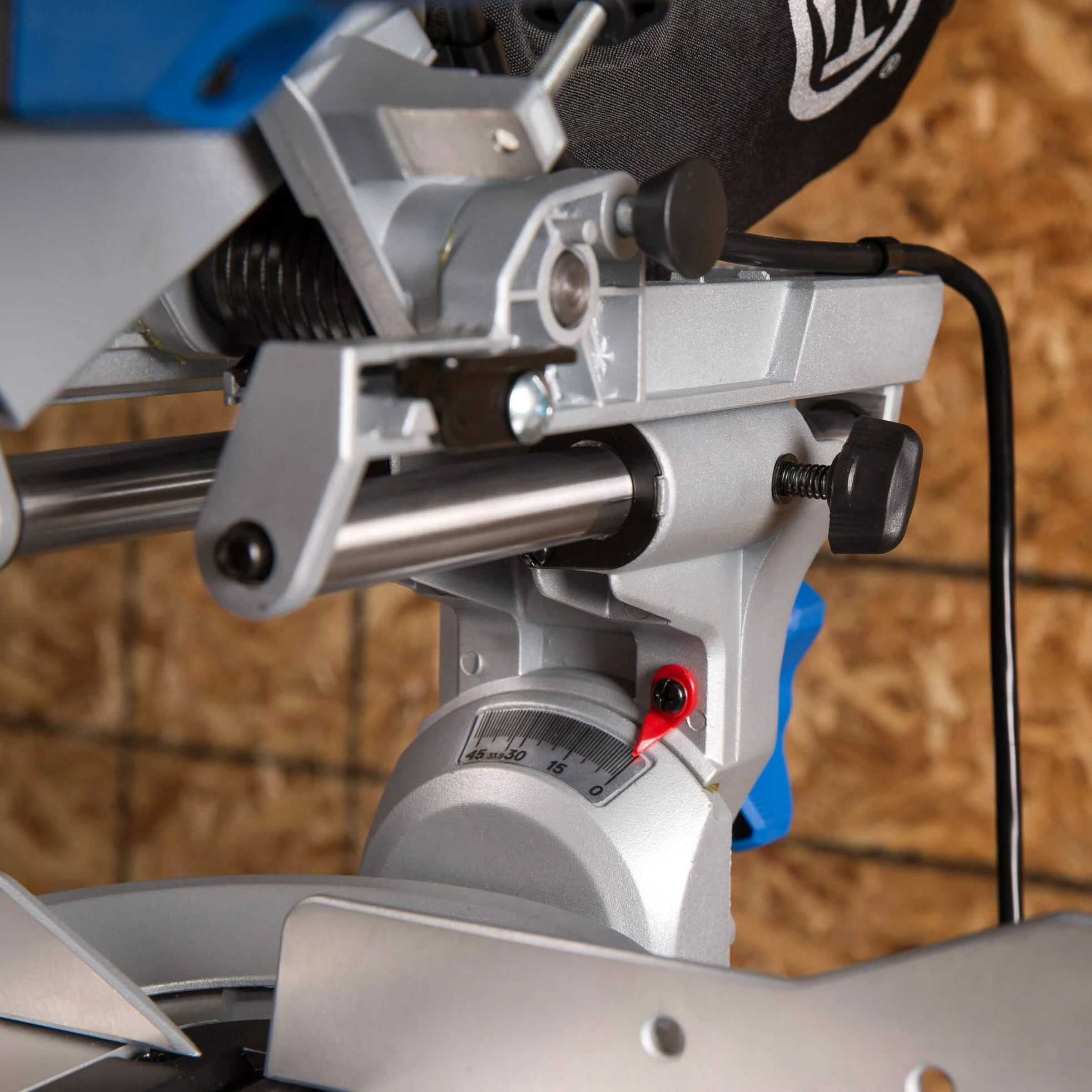 Kobalt Compact sliding 7-1/4-in 10 Amps Single Bevel Sliding Compound Corded Miter Saw - Power Tools - Image 4