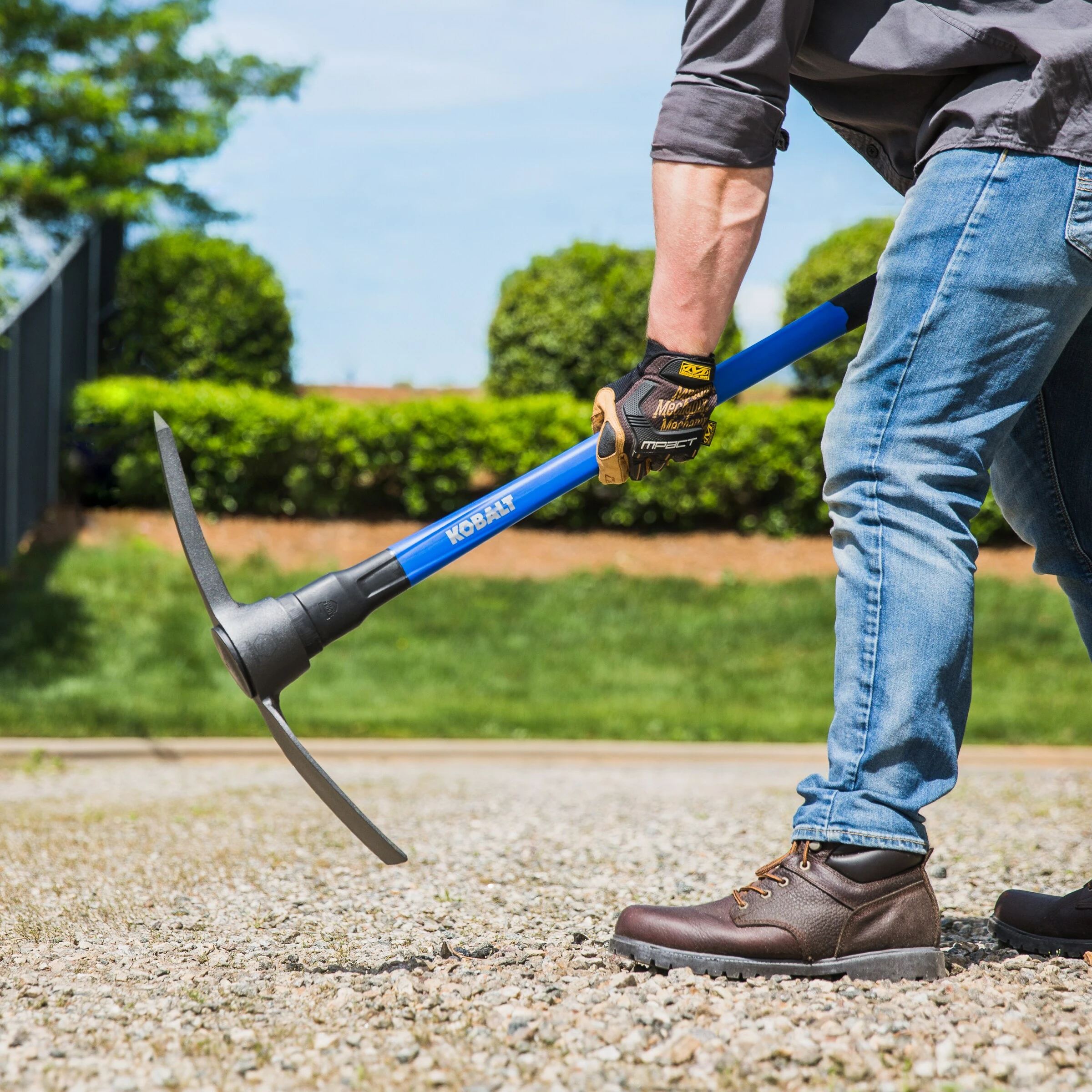Kobalt 5-lb Fiberglass Steel Pick Mattock - Outdoor Tools & Equipment - Image 4