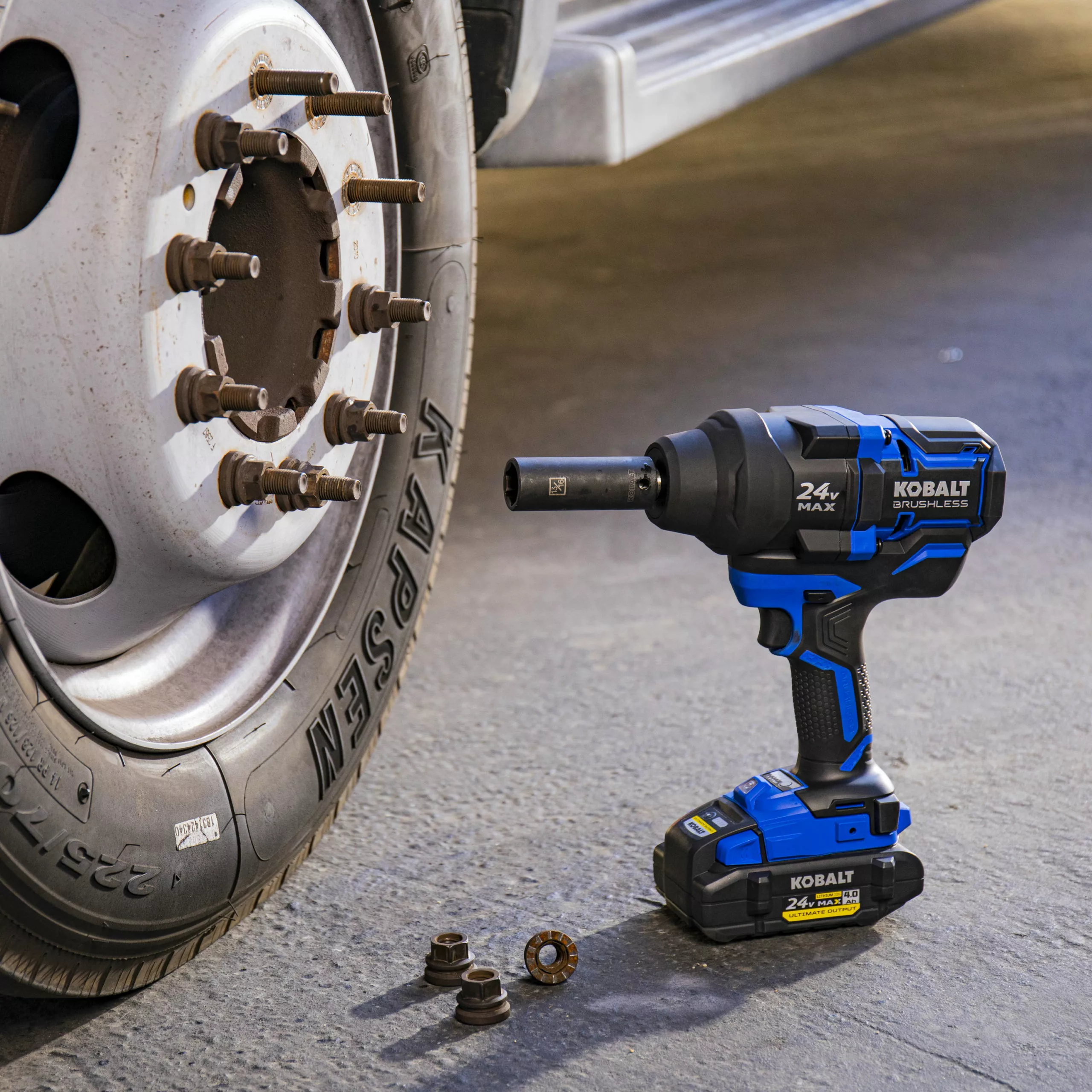 Kobalt 24-Volt XTR Variable Speed Brushless 1/2-in Drive Cordless Impact Wrench (1-Battery Included) - Power Tools - Image 10