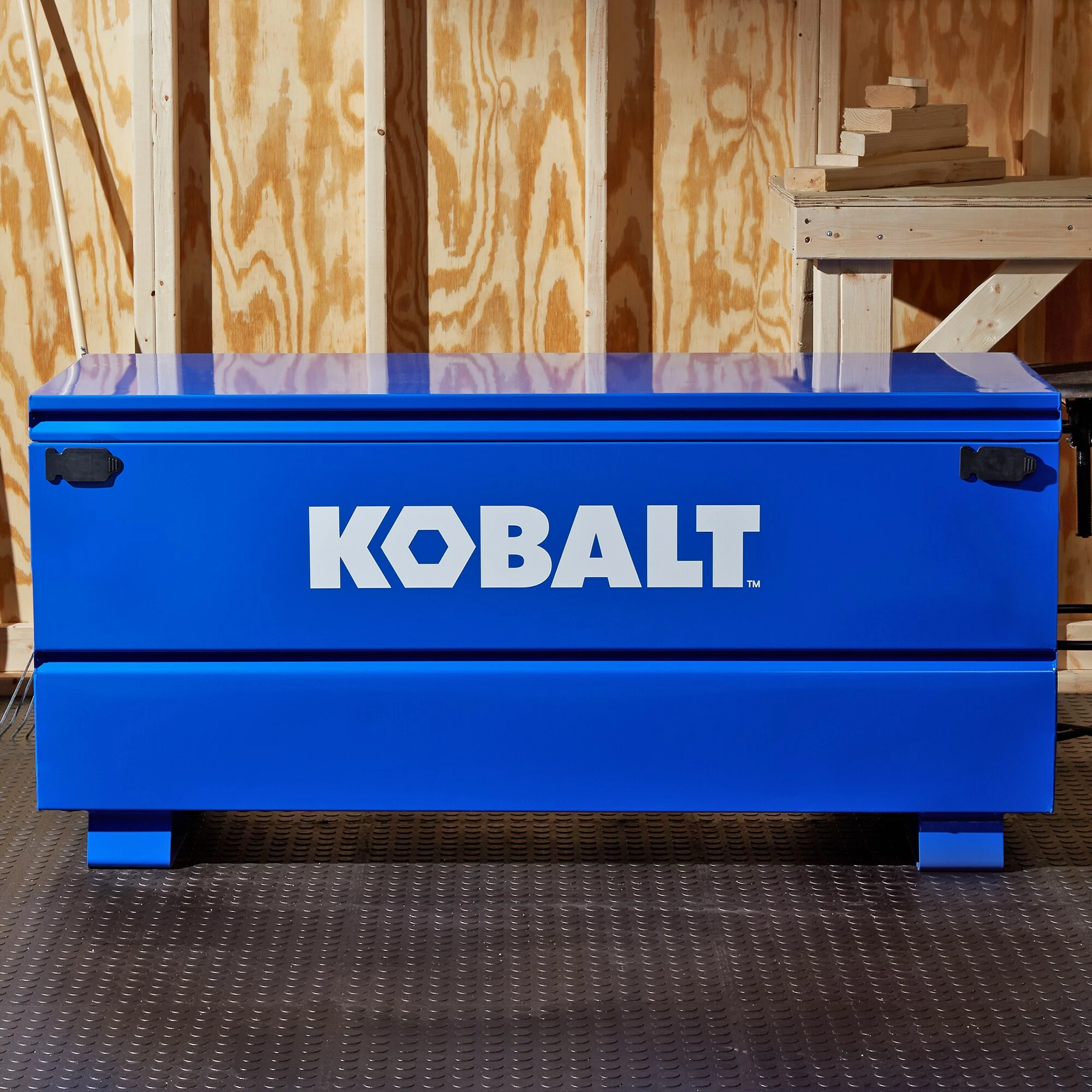 Kobalt 24-in W x 60-in L x 28-in Steel Jobsite Box - Tool Storage & Work Benches - Image 2