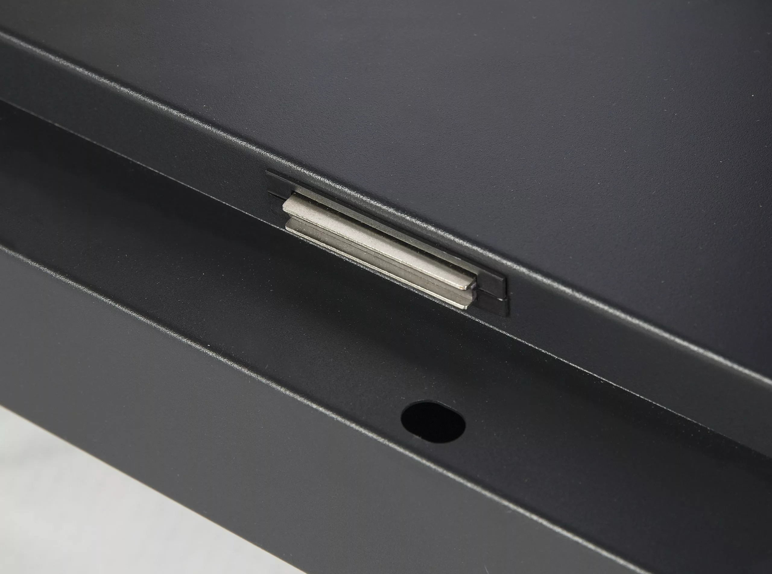 Kobalt 28-in W x 28-in H x 12.5-in D Steel Wall-mounted Garage Cabinet - Garage Organization - Image 4