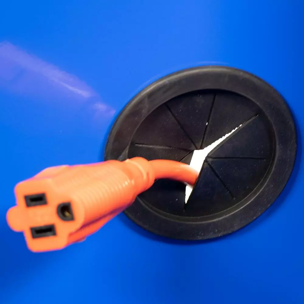 Kobalt 24-in W x 48-in L x 28-in Steel Jobsite Box - Tool Storage & Work Benches - Image 10