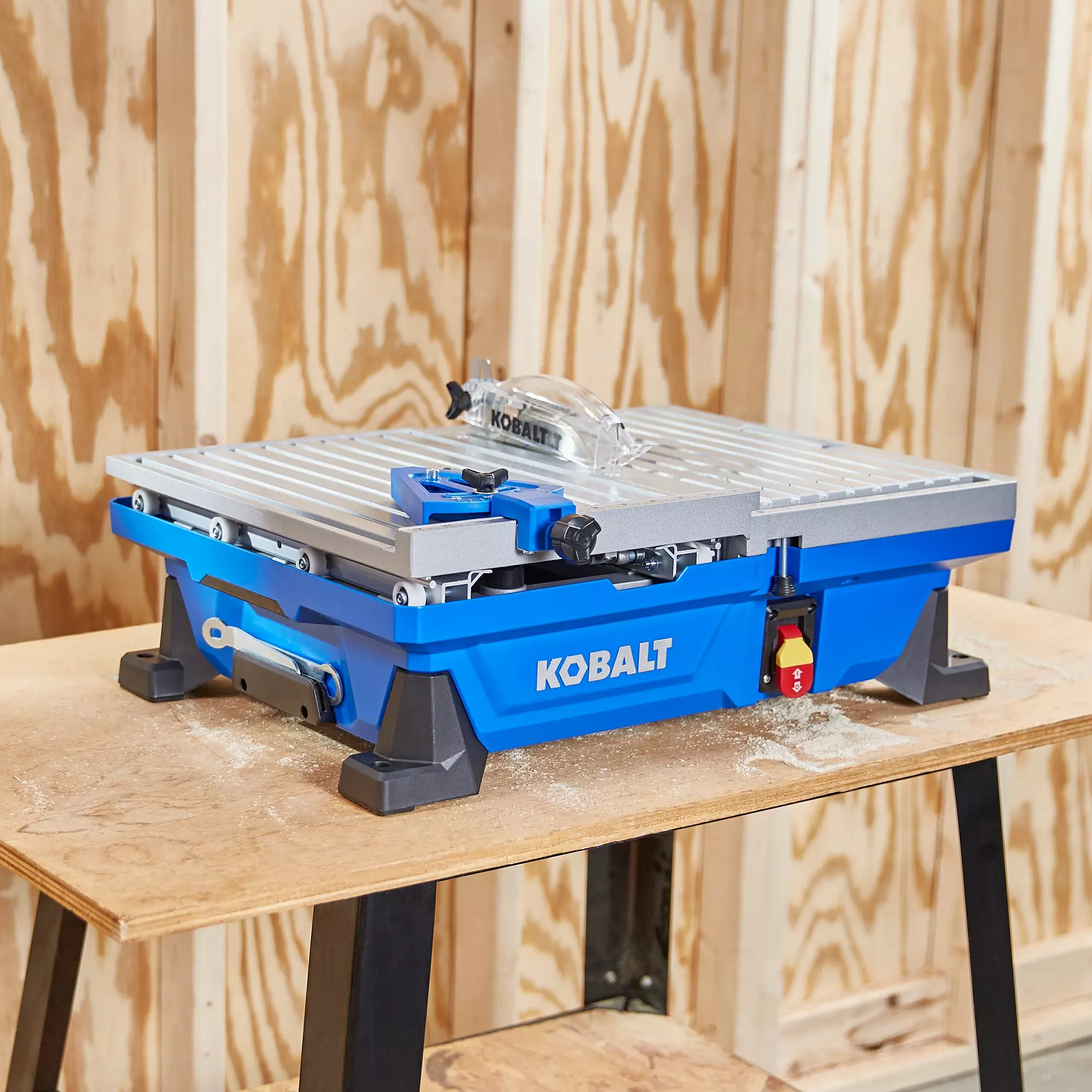 Kobalt 7-in 6-Amp Wet Tabletop Sliding Table Tile Saw - Power Tools - Image 7