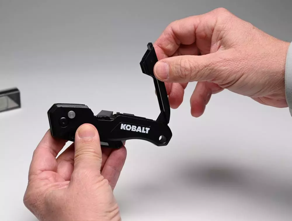 Kobalt Speed Release 10-Blade Folding Utility Knife with On Tool Blade Storage - Hand Tools - Image 6