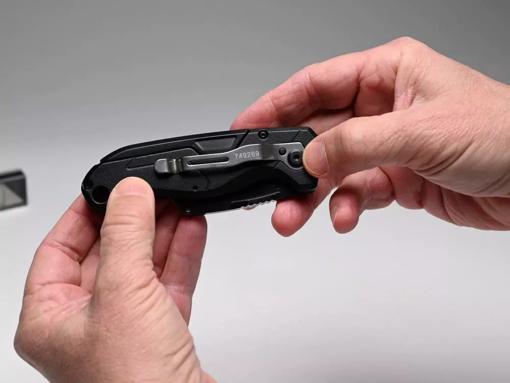 Kobalt Speed Release 10-Blade Folding Utility Knife with On Tool Blade Storage - Hand Tools - Image 8