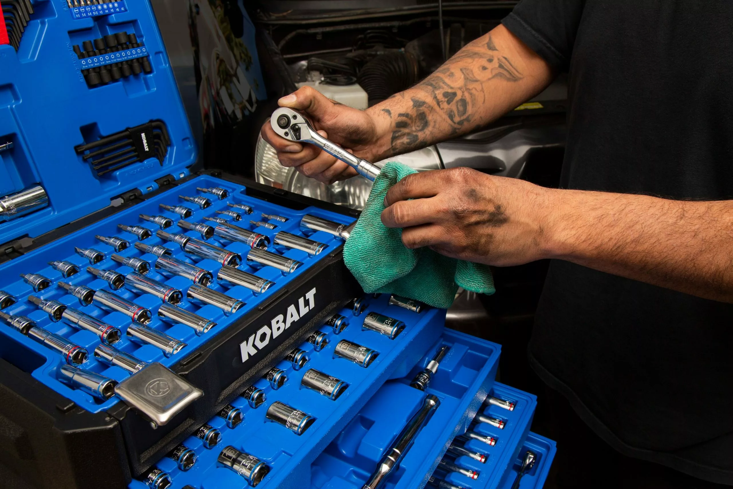 Kobalt 250-Piece Standard (SAE) and Metric Combination Polished Chrome Mechanics Tool Set (1/4-in; 3/8-in) - Hand Tools - Image 11