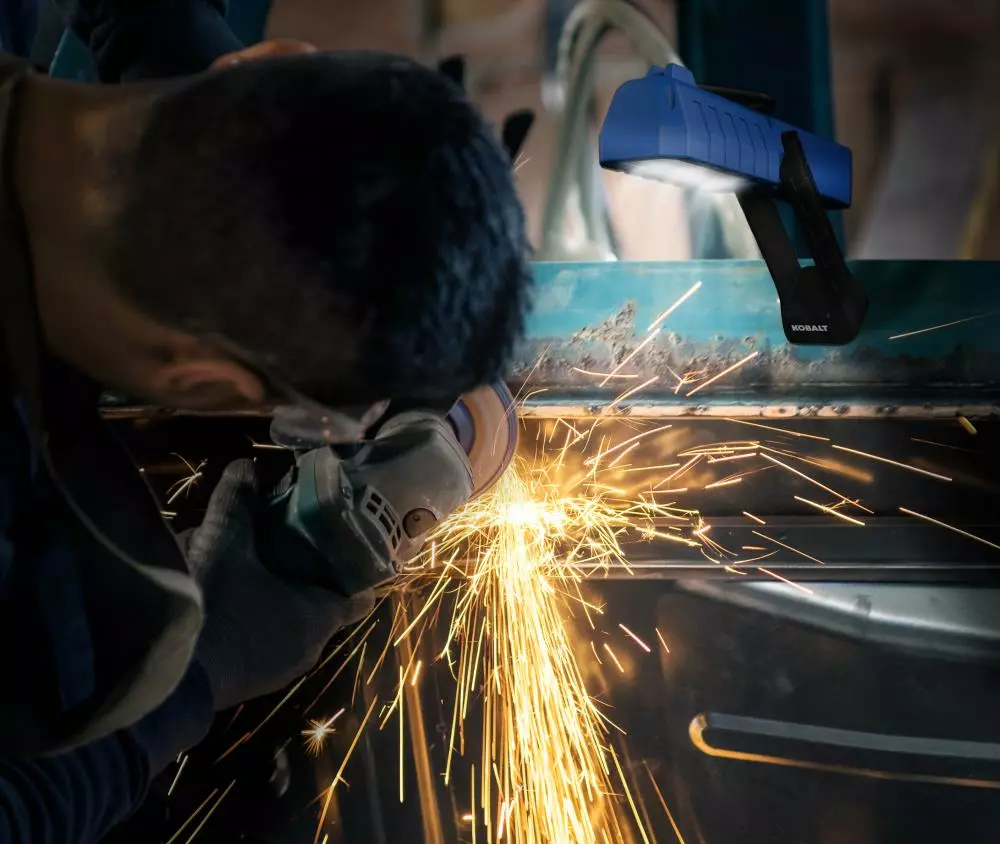 Kobalt LED Handheld Work Light - Commercial Lighting - Image 7