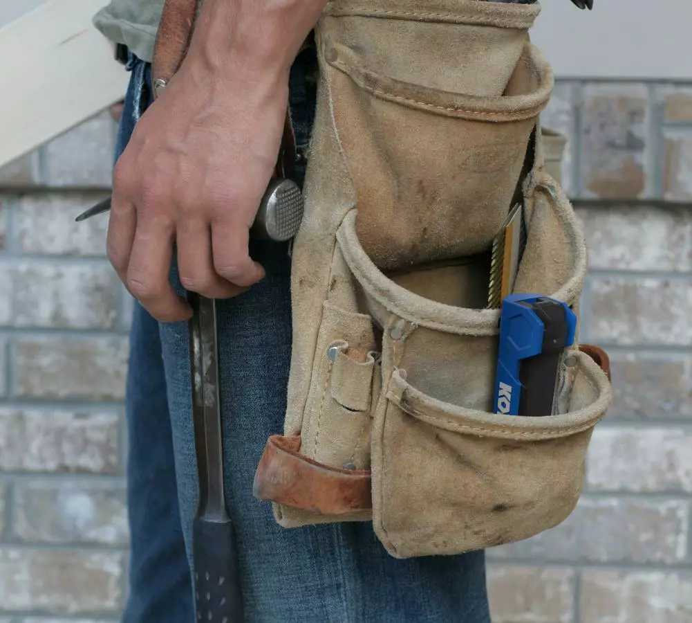 Kobalt LED Rechargeable Handheld Work Light - Commercial Lighting - Image 5