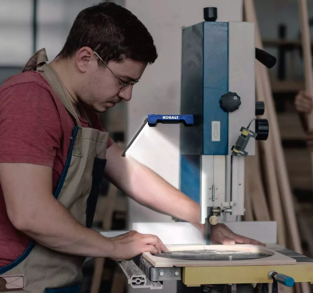 Kobalt LED Rechargeable Handheld Work Light - Commercial Lighting - Image 6