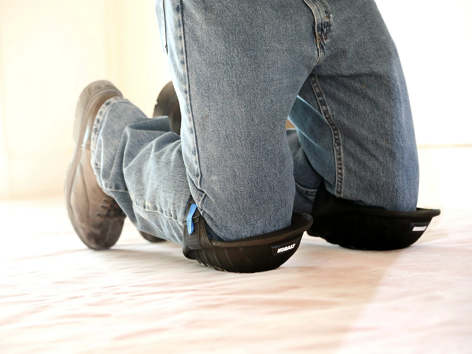 Kobalt Gel pro flooring knee pads Non-Marring Knee Pads - - Image 3