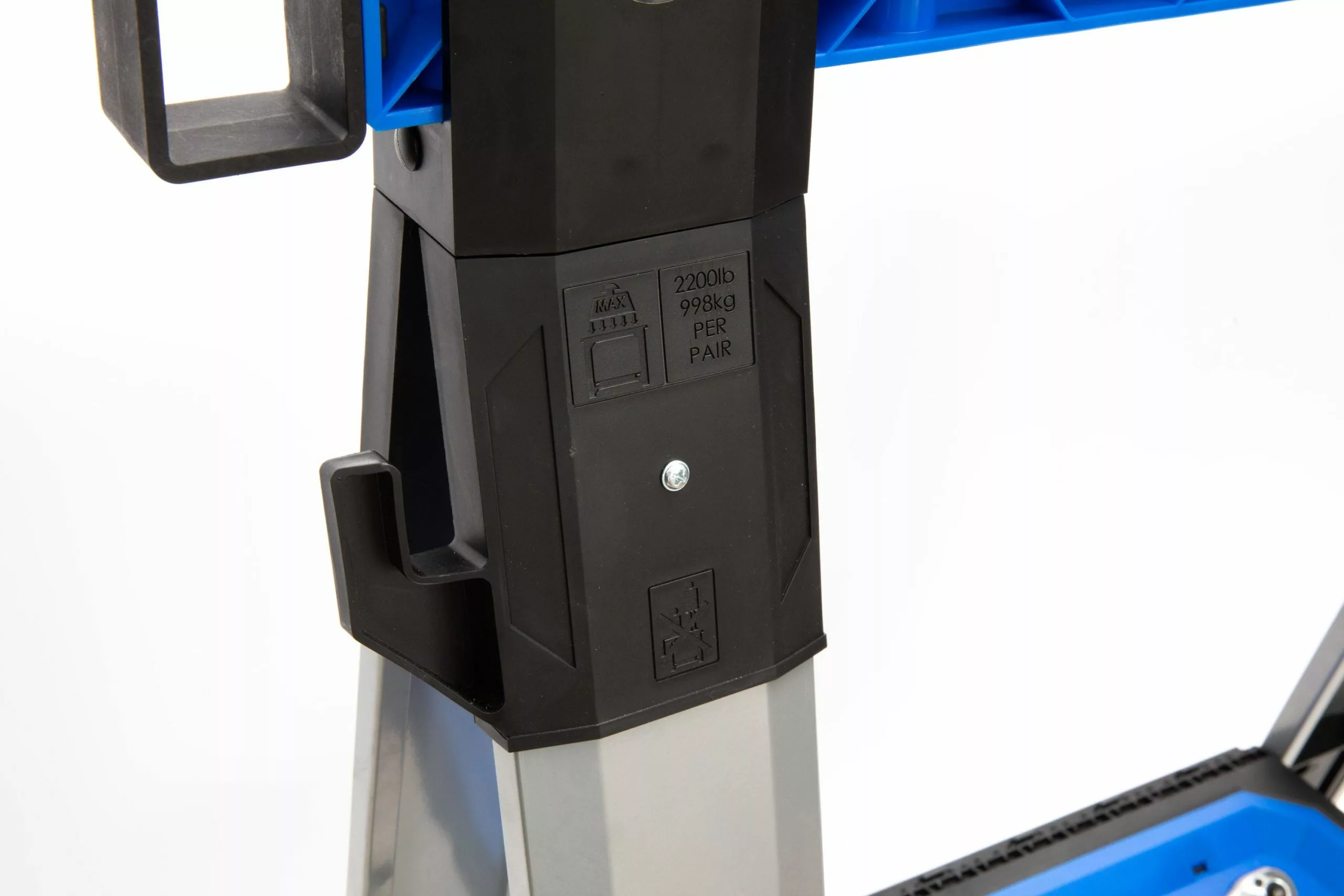 Kobalt 30.63-in W x 33.5-in H Adjustable Pp and Steel Construction Saw Horse (1000-lb Capacity) - Tool Storage & Work Benches - Image 5