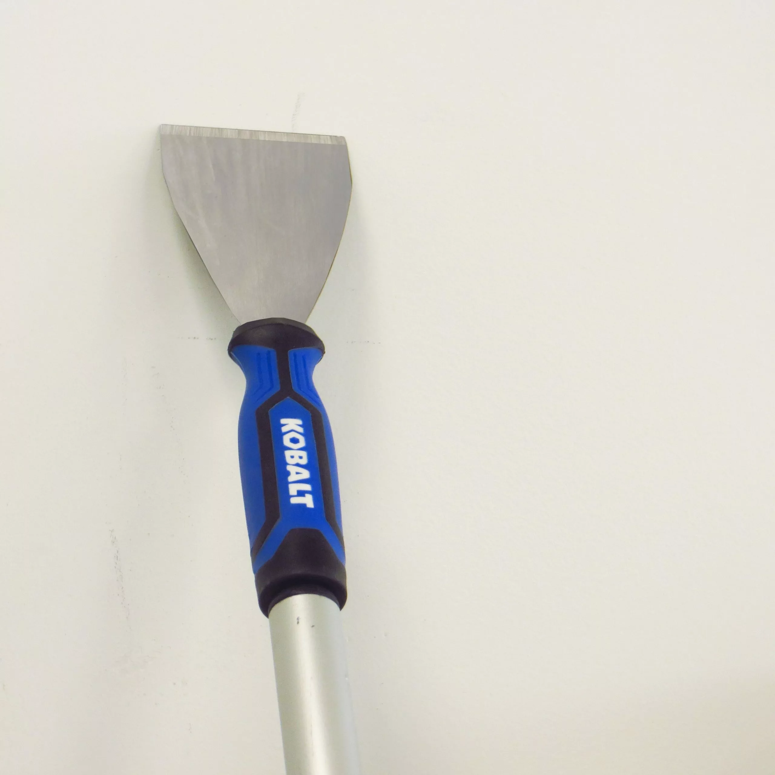Kobalt Extendable Straight 3-in Stainless Steel Paint Scraper - Paint Supplies - Image 6