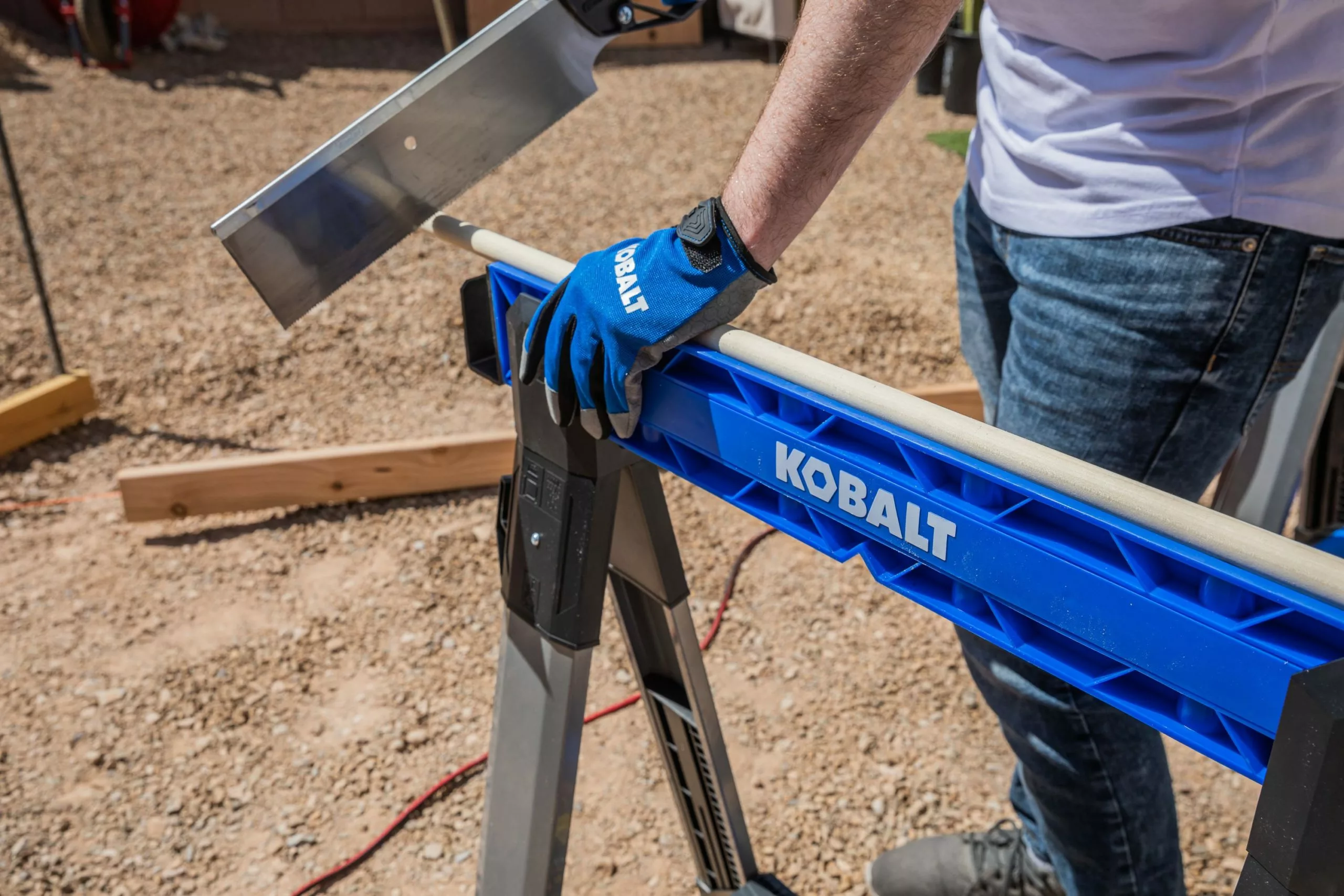 Kobalt 30.63-in W x 33.5-in H Adjustable Pp and Steel Construction Saw Horse (1000-lb Capacity) - Tool Storage & Work Benches - Image 17