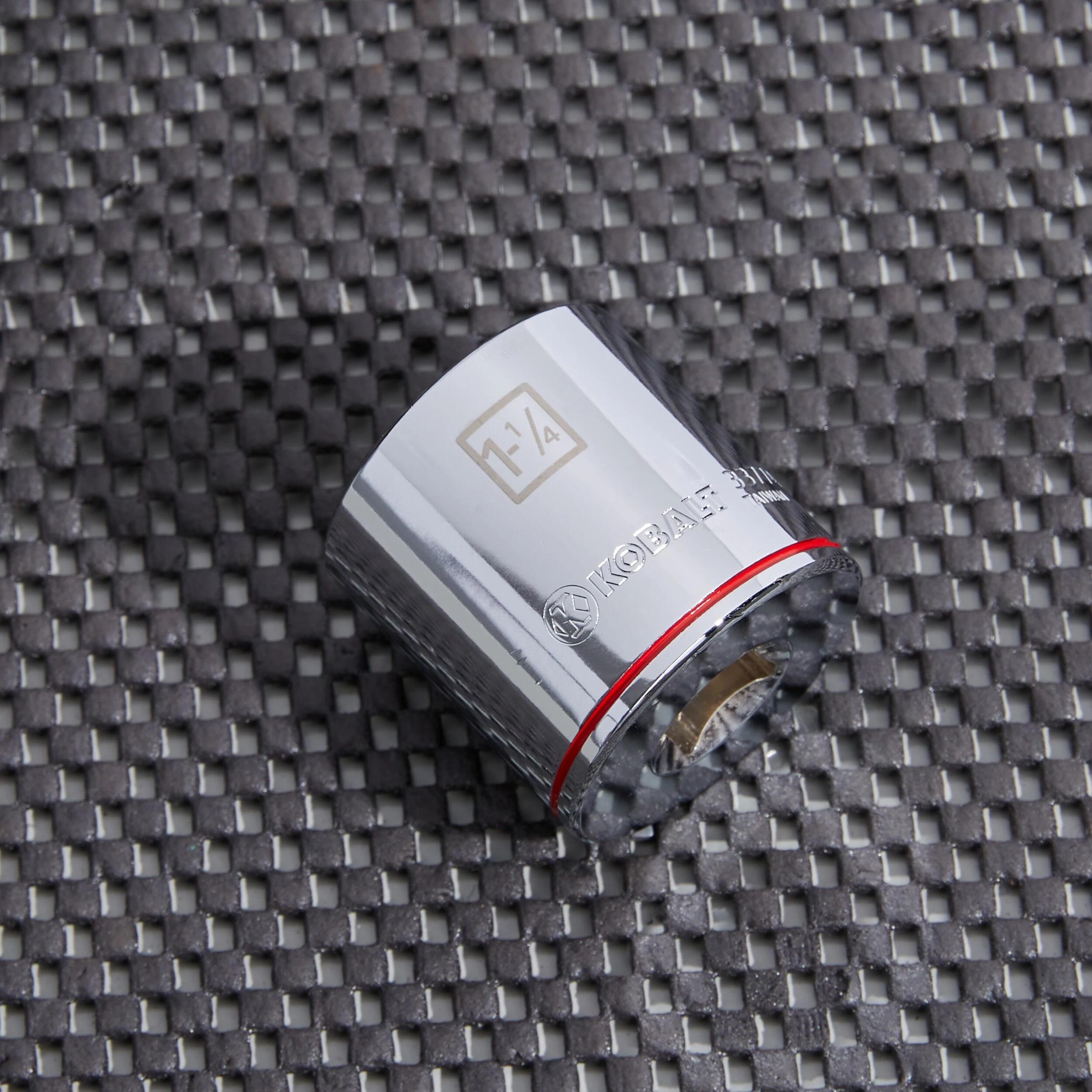 Kobalt Standard (SAE) 1/2-in Drive 12-point 1-1/4-in Shallow Socket - Hand Tools - Image 8