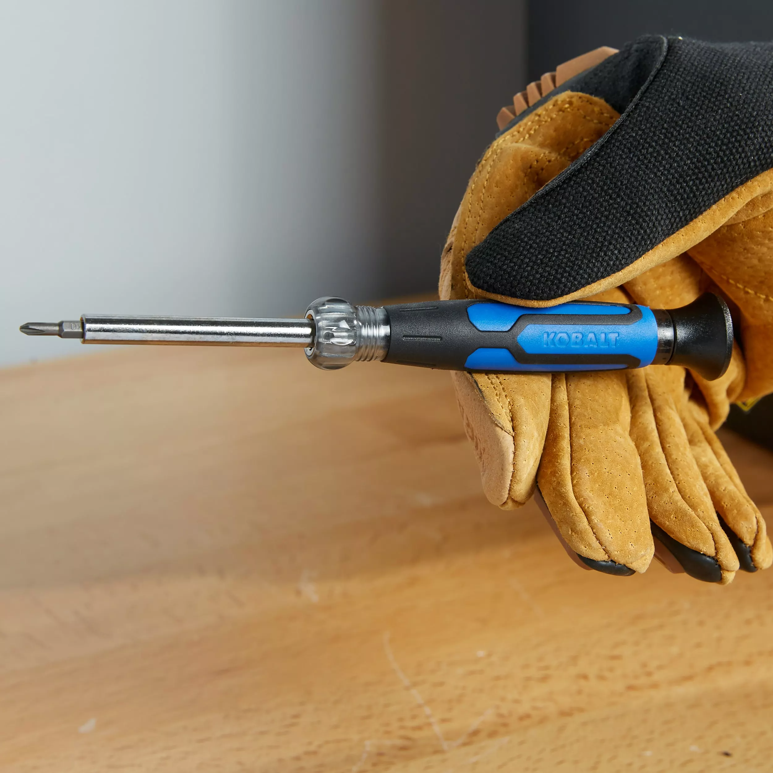 Kobalt 4-Piece Bi-material Handle Set Screwdriver Set - Hand Tools - Image 3