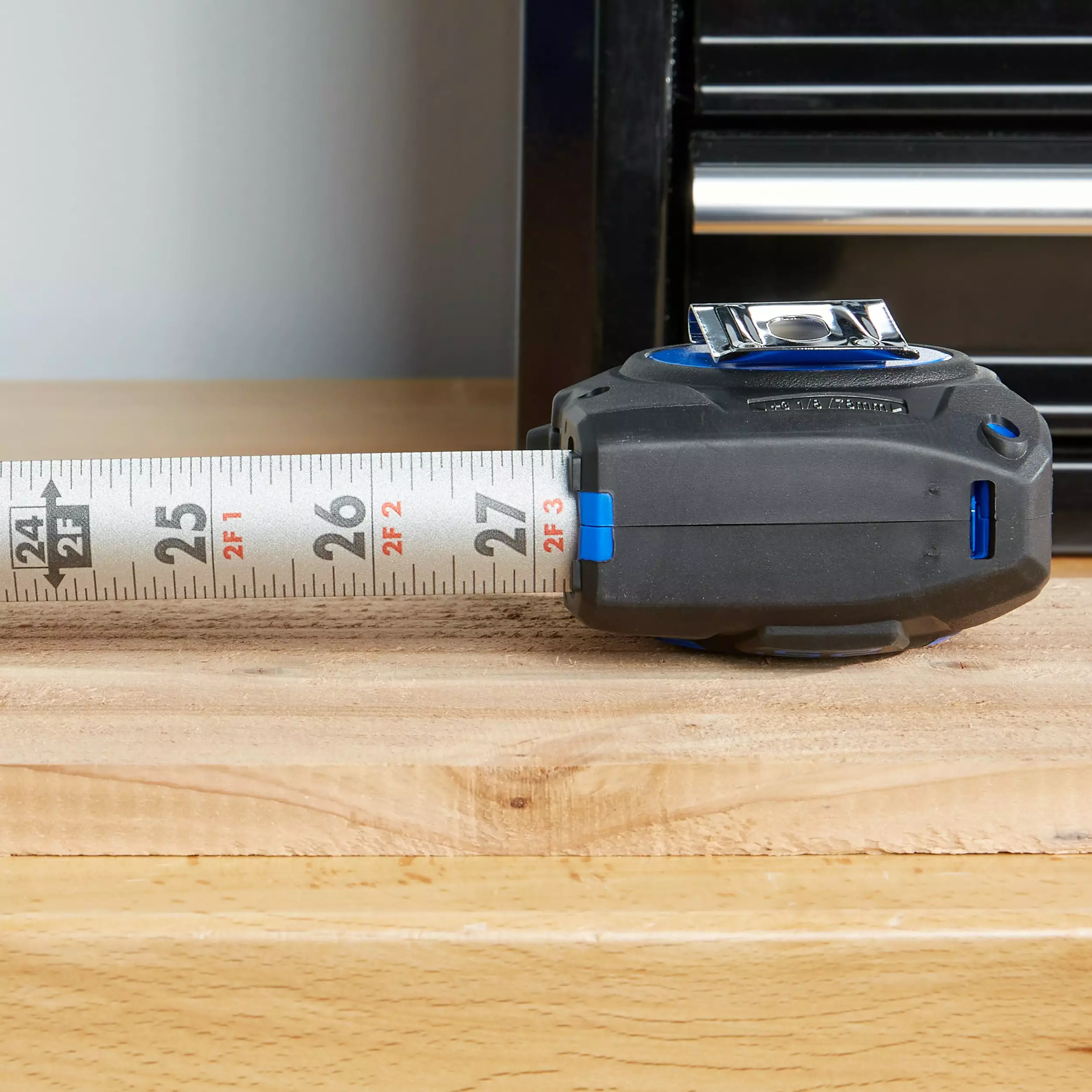 Kobalt 25 Ft. Kobalt True Control Stainless Steel Tape Measure - Levels & Measuring Tools - Image 3