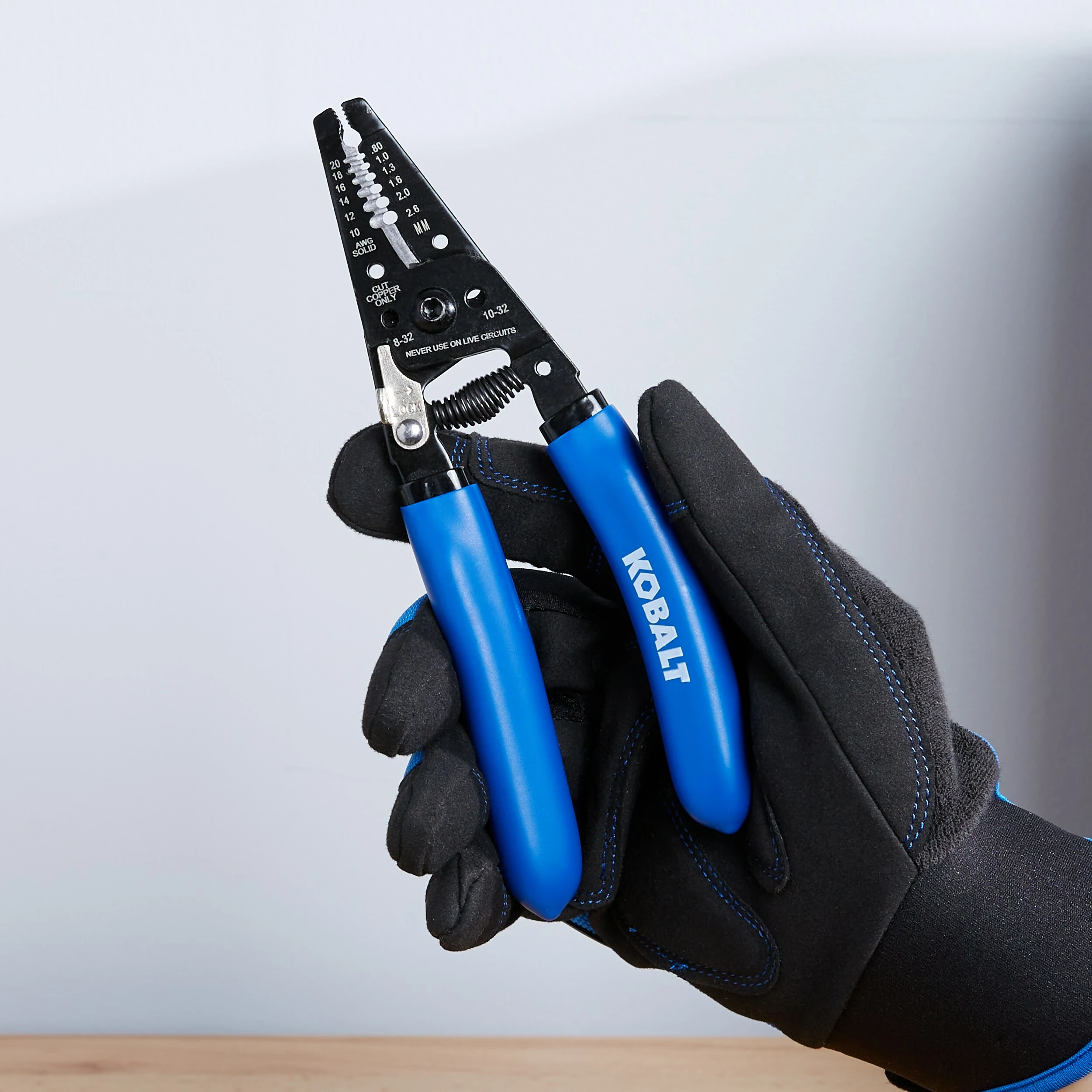 Kobalt Wire Strippers - Electrical Testers & Tools - Image 3