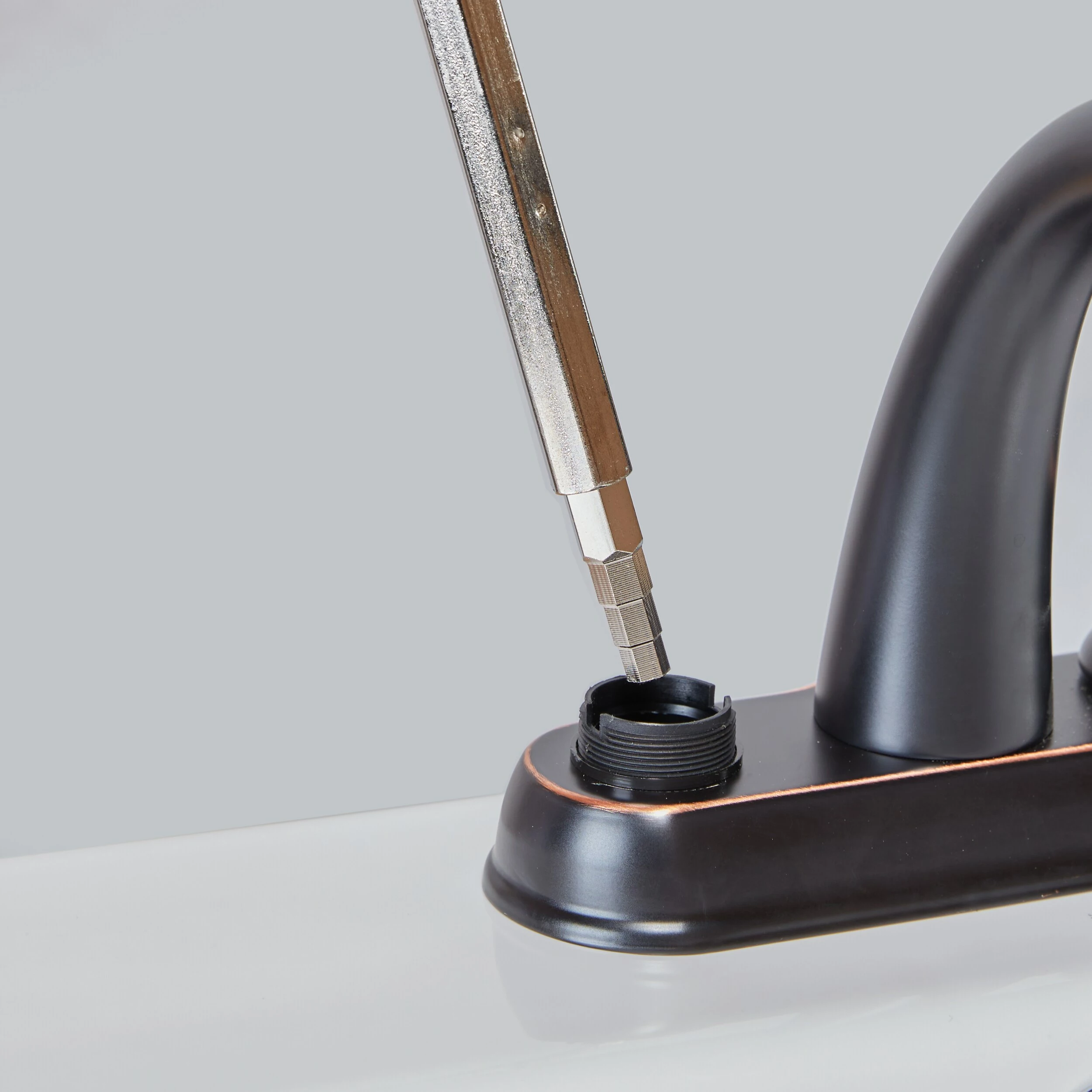 Kobalt T-handle Seat Wrench - Plumbing Tools & Cements - Image 3