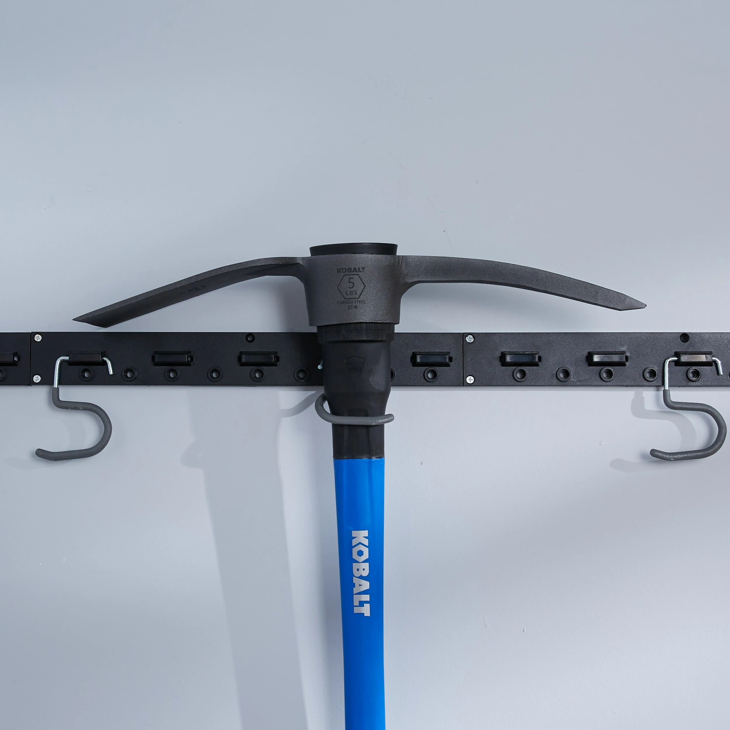 Kobalt 5-lb Fiberglass Steel Pick Mattock - Outdoor Tools & Equipment - Image 7