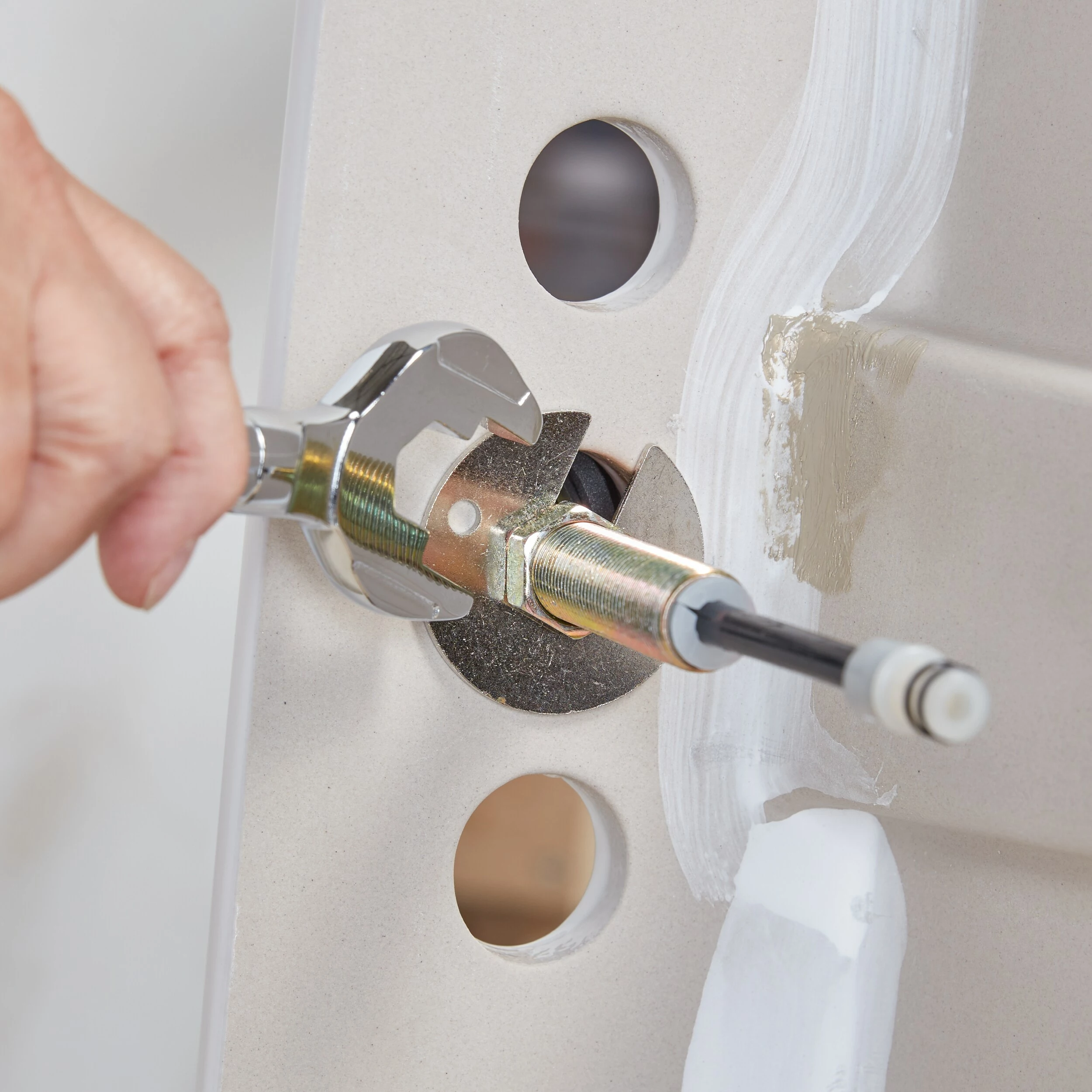 Kobalt 2-in-1 Plumbers Wrench - Plumbing Tools & Cements - Image 4