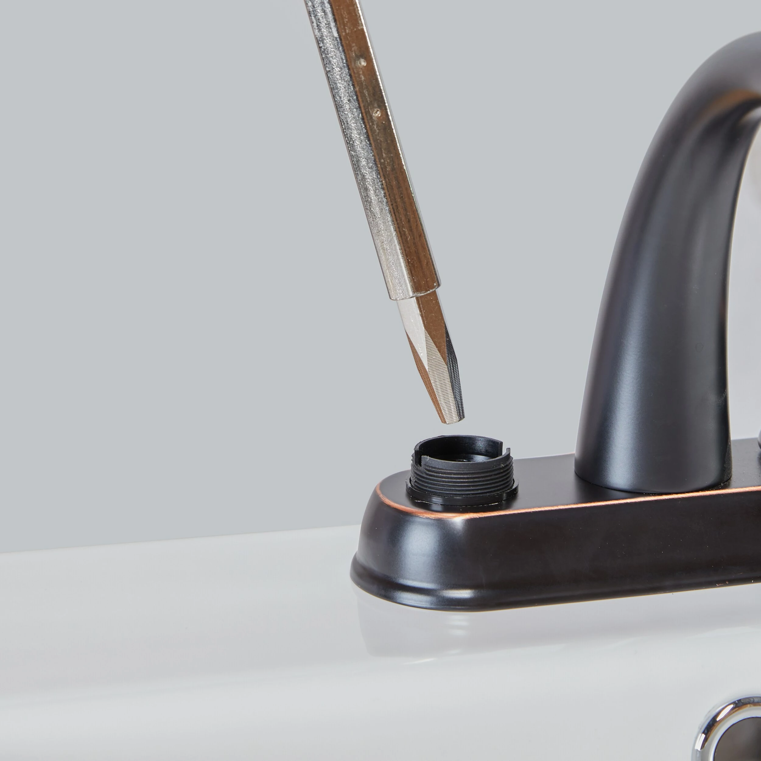 Kobalt T-handle Seat Wrench - Plumbing Tools & Cements - Image 4