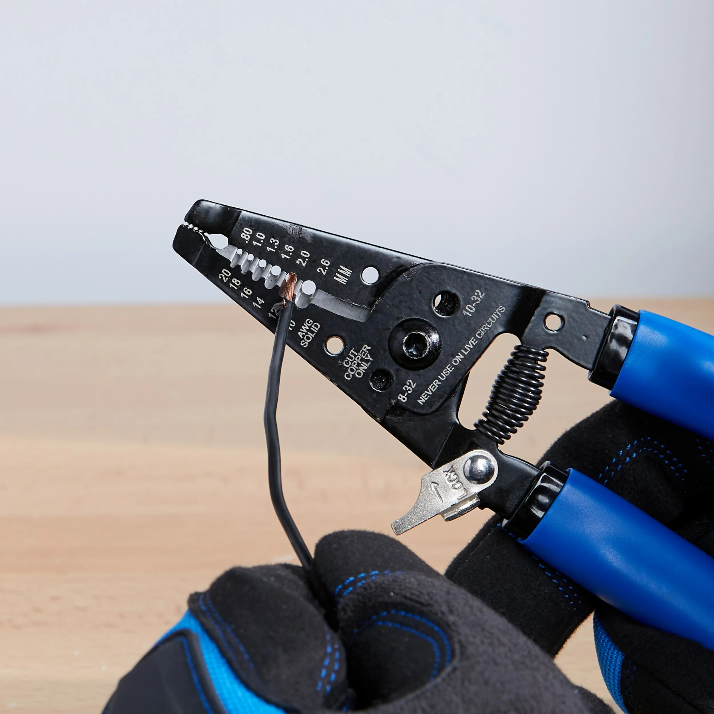 Kobalt Wire Strippers - Electrical Testers & Tools - Image 5