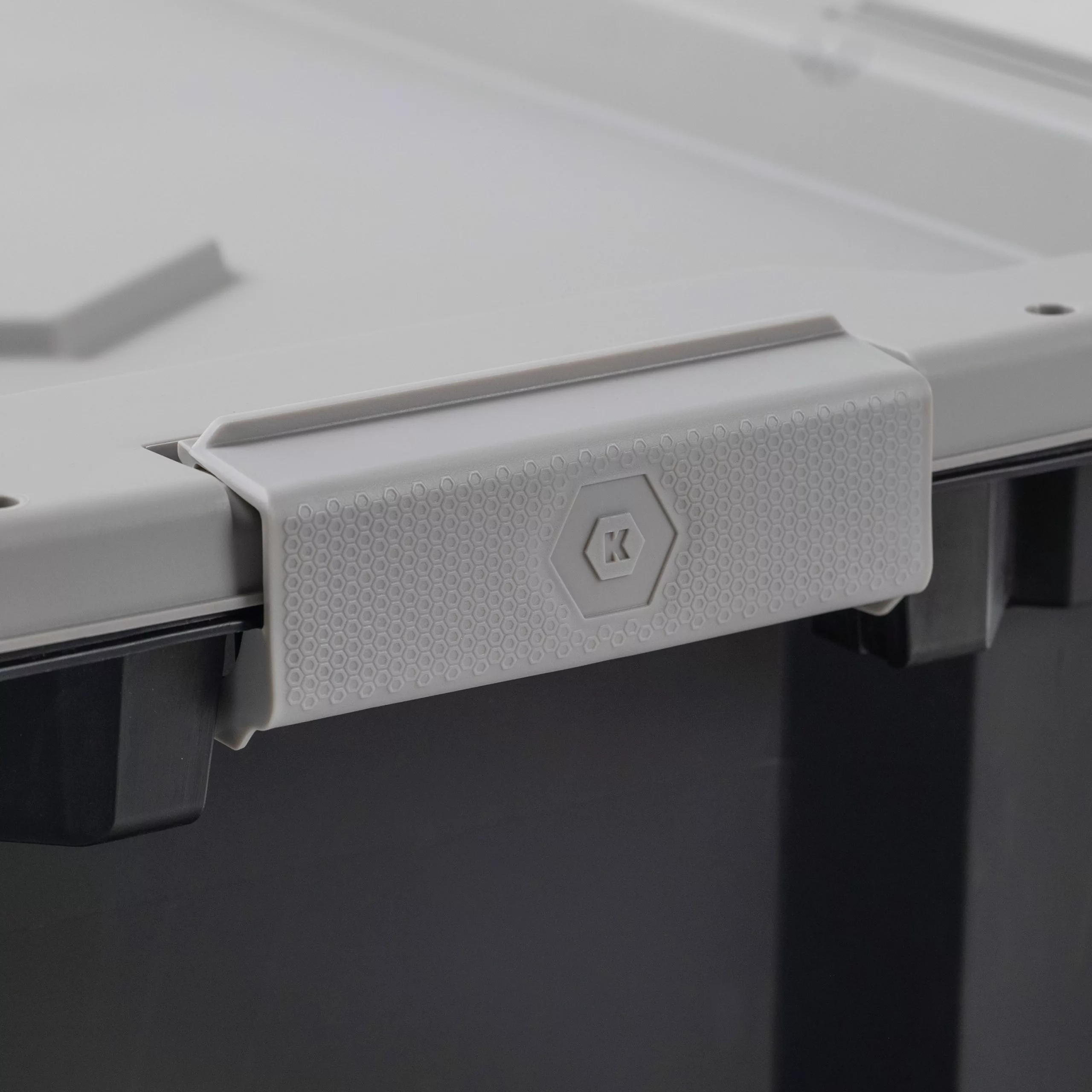 Kobalt X-large 24-Gallon (96-Quart) Grey Heavy Duty Tote with Latching Lid - Baskets & Storage Containers - Image 4