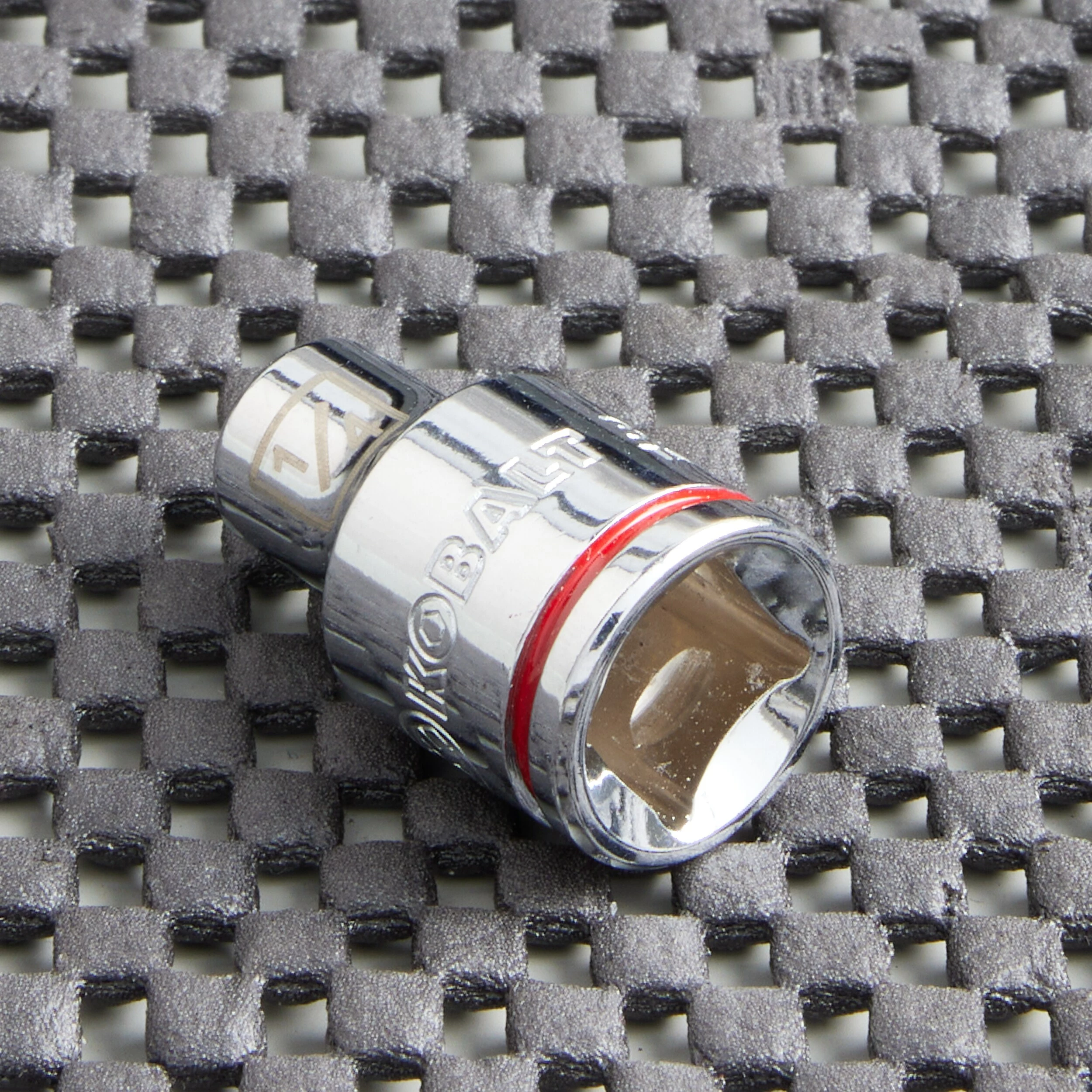 Kobalt Standard (SAE) 3/8-in Drive 6-point 1/4-in Shallow Socket - Hand Tools - Image 3