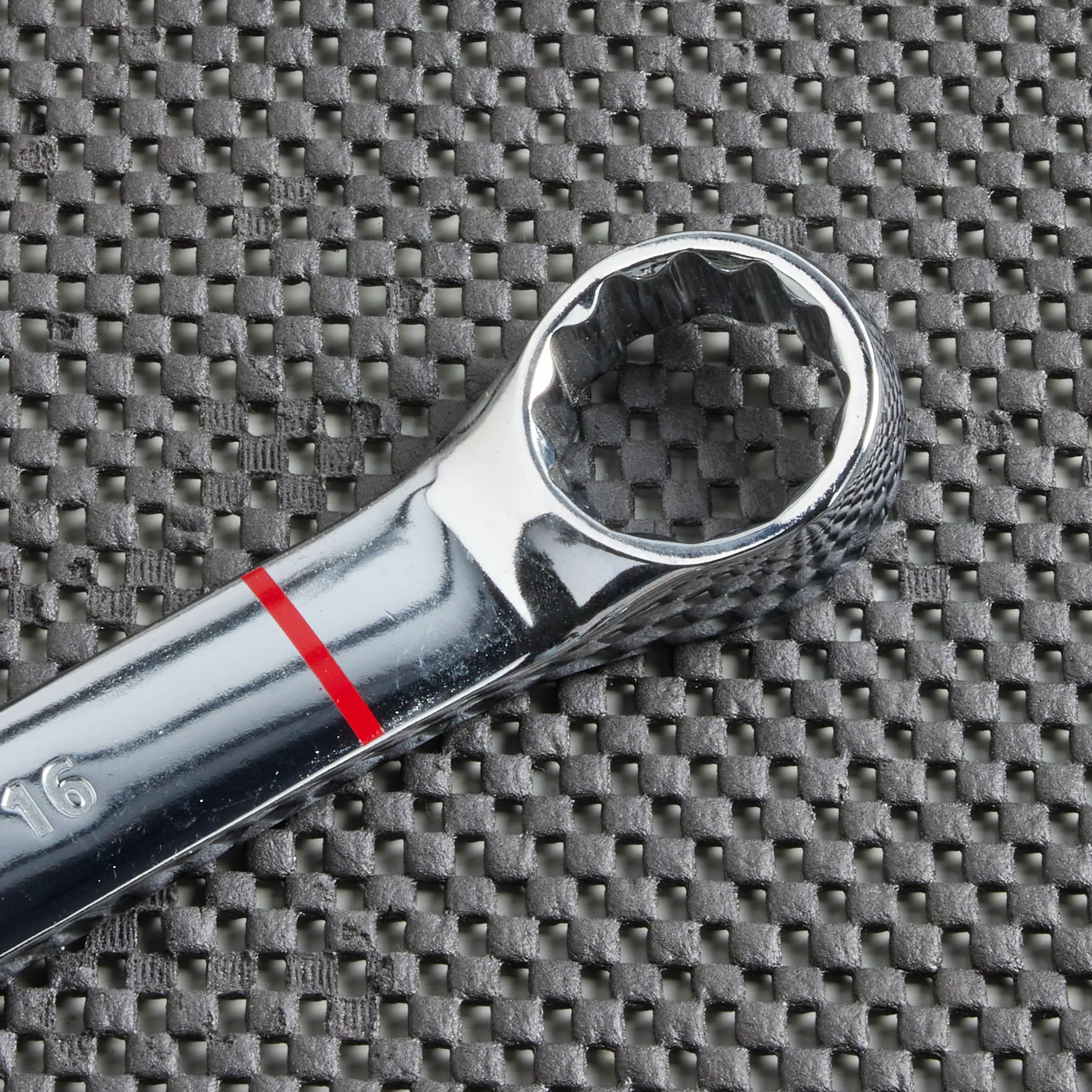 Kobalt 1-1/16-in 12-point Standard (SAE) Standard Combination Wrench - Hand Tools - Image 2